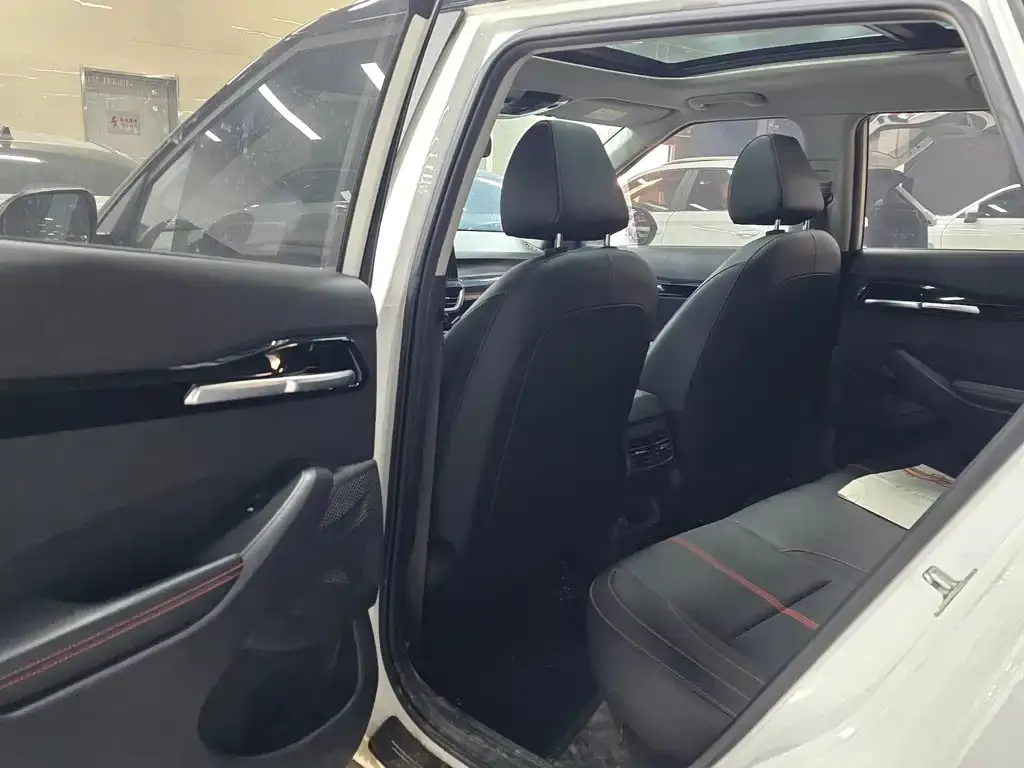 Kia KX3 2021 из CN, фото 9