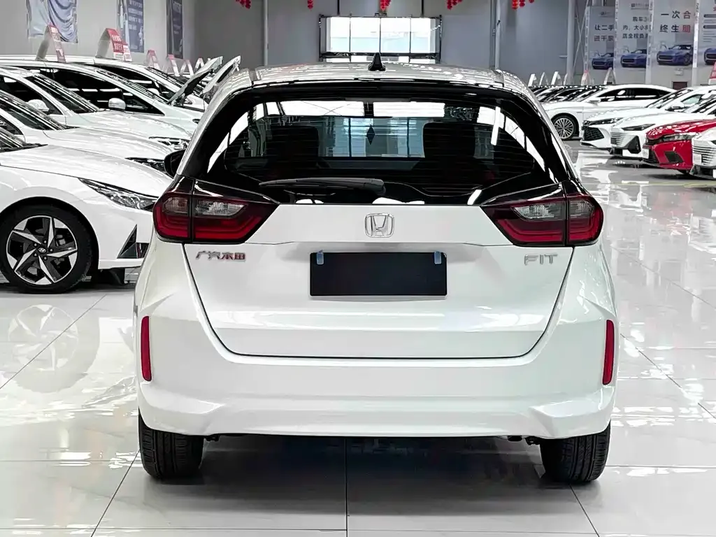 Honda Fit 2023 из CN, фото 4
