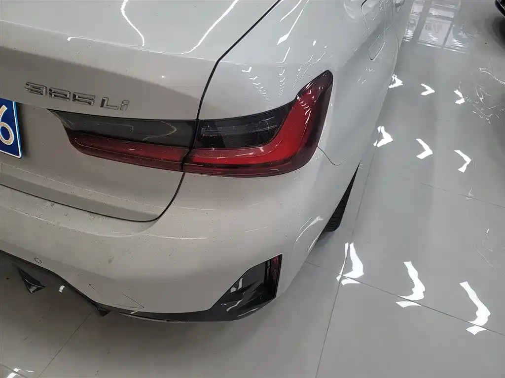BMW 3 Series 2025 из CN, фото 2