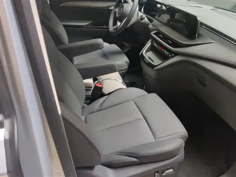 Buick GL8 Hybrid 2025 из CN, фото 3