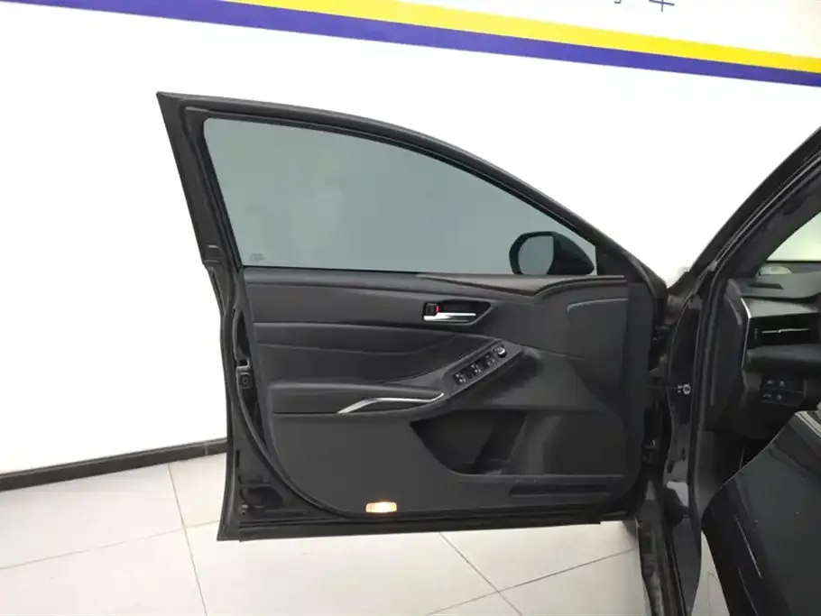 Toyota Avalon 2021 из CN, фото 6