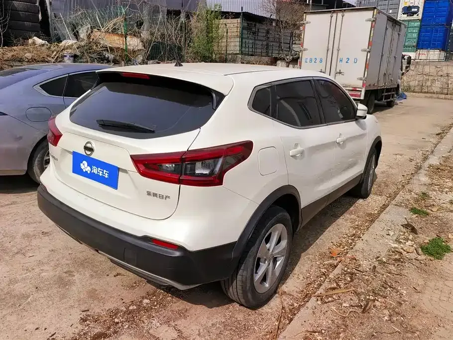 Nissan Qashqai — фото 8