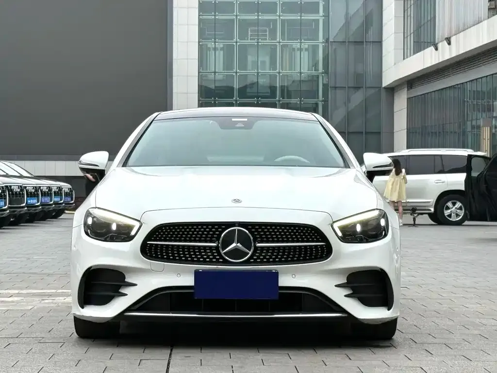 Mercedes-Benz E-Class (Import) — фото 5