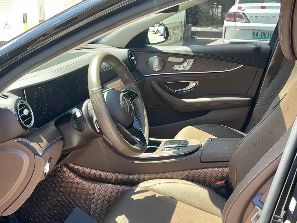 Mercedes-Benz E-Class 2021 из CN, фото 9