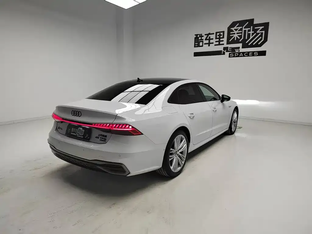 Audi A7L 2026 из CN, фото 7