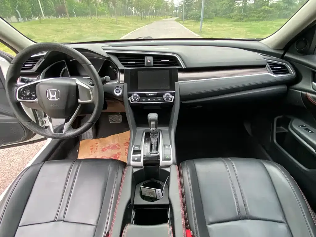 Honda Civic — фото 4