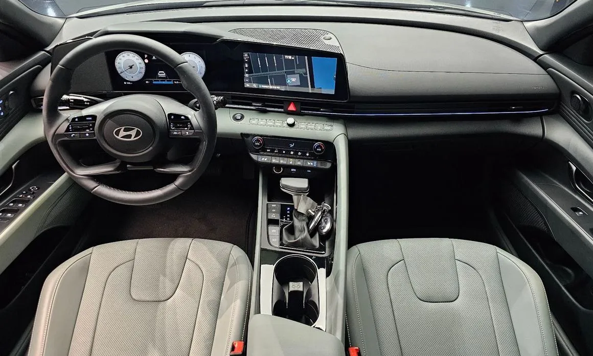 Hyundai AVANTE — фото 8