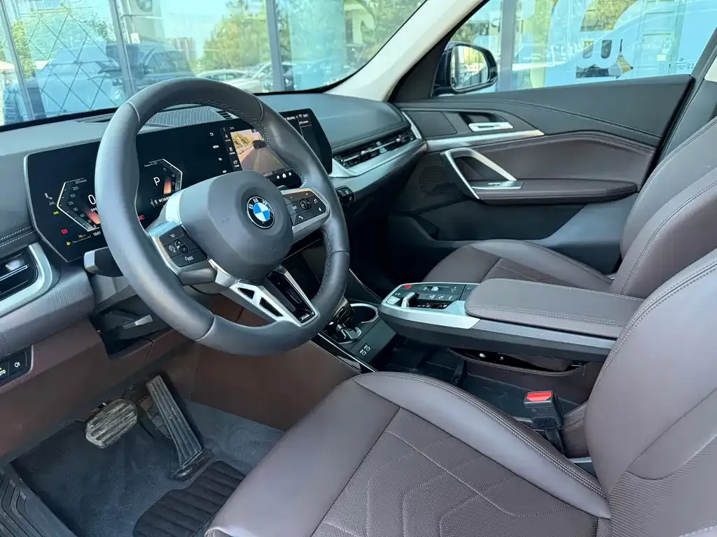 BMW X1 2024 из CN, фото 8