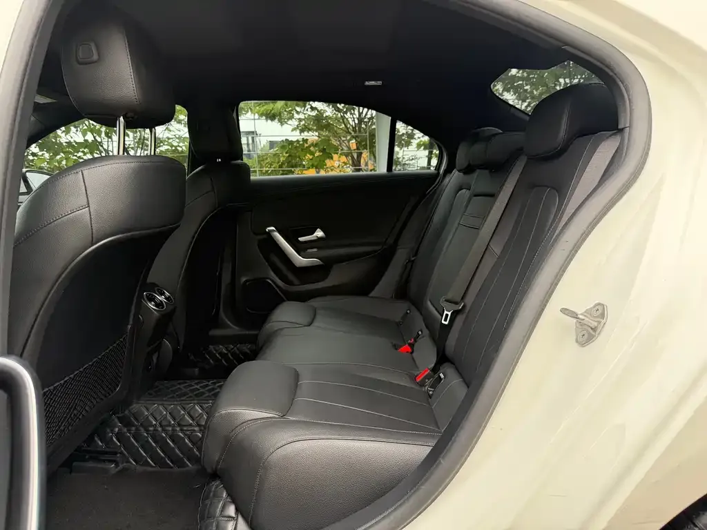 Mercedes-Benz A-Class 2022 из CN, фото 3