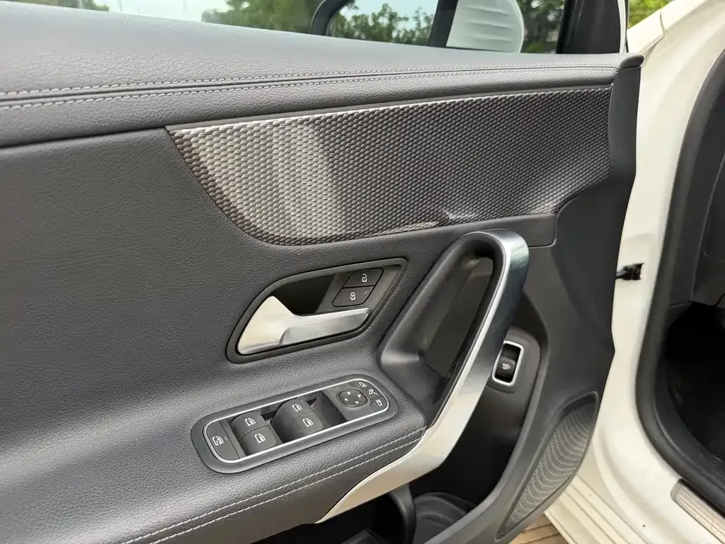 Mercedes-Benz A-Class 2022 из CN, фото 7