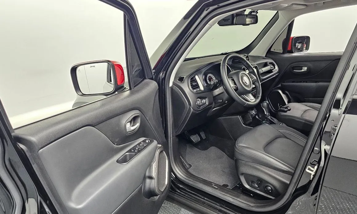 Jeep Renegade 2023 из KR, фото 9