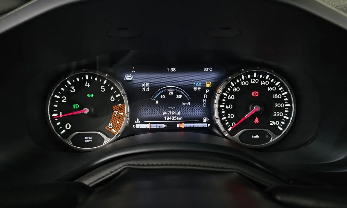 Jeep Renegade 2023 из KR, фото 3