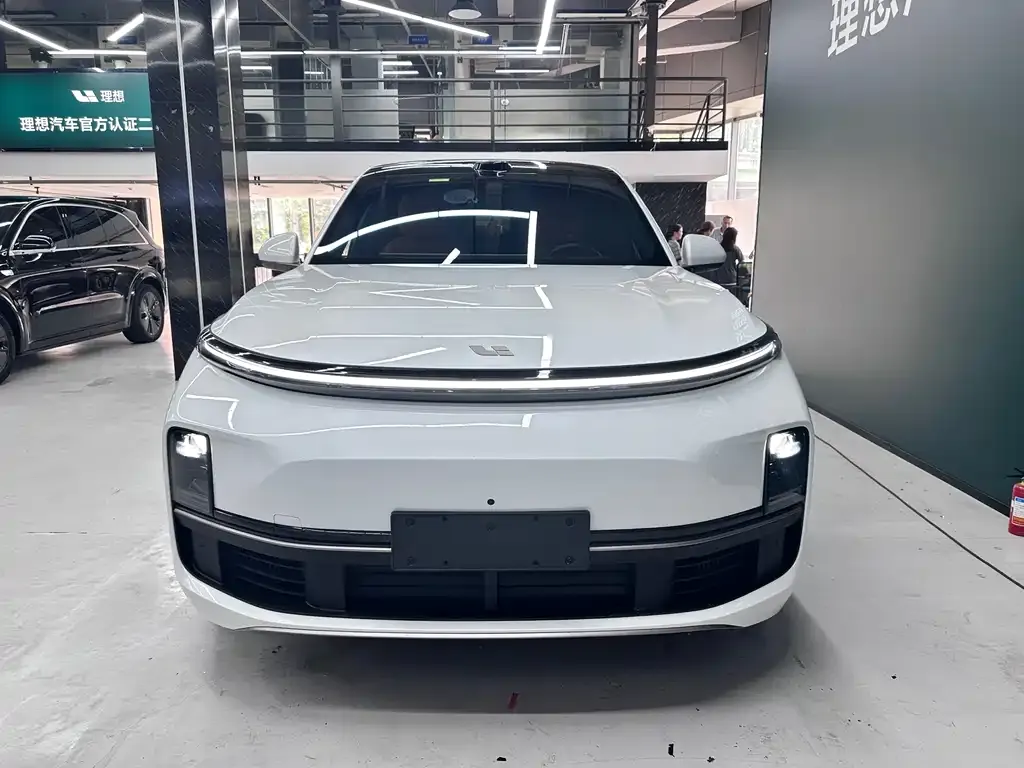 Li Auto L9 2025 из CN, фото 1