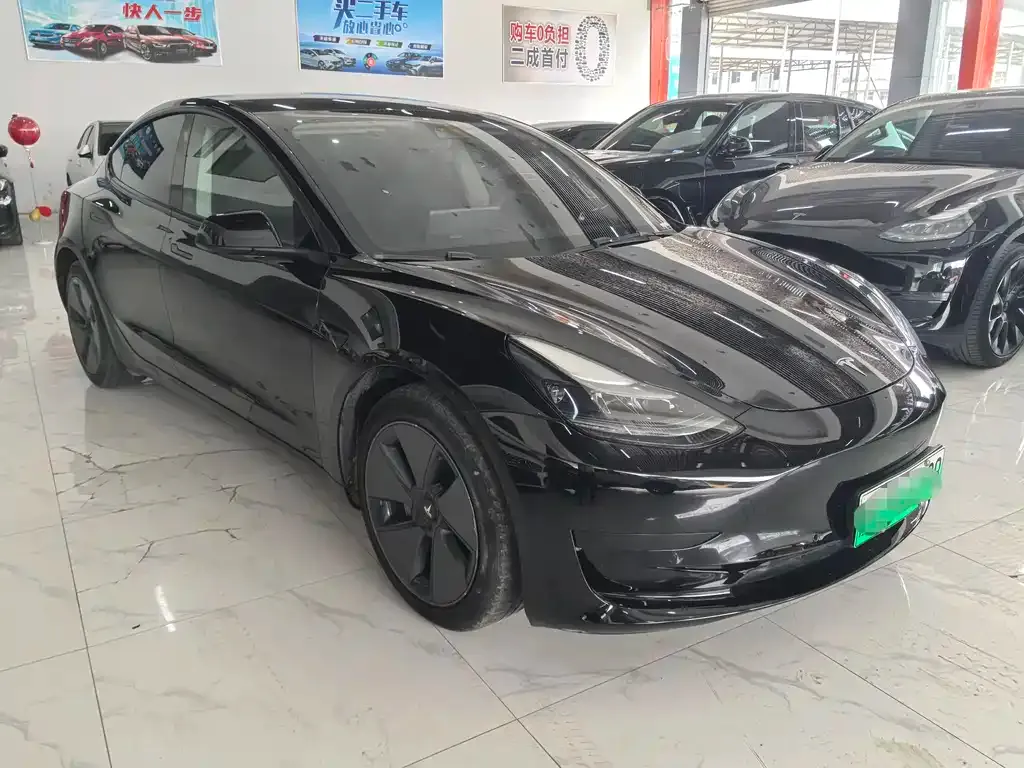 Tesla Model 3 — фото 6