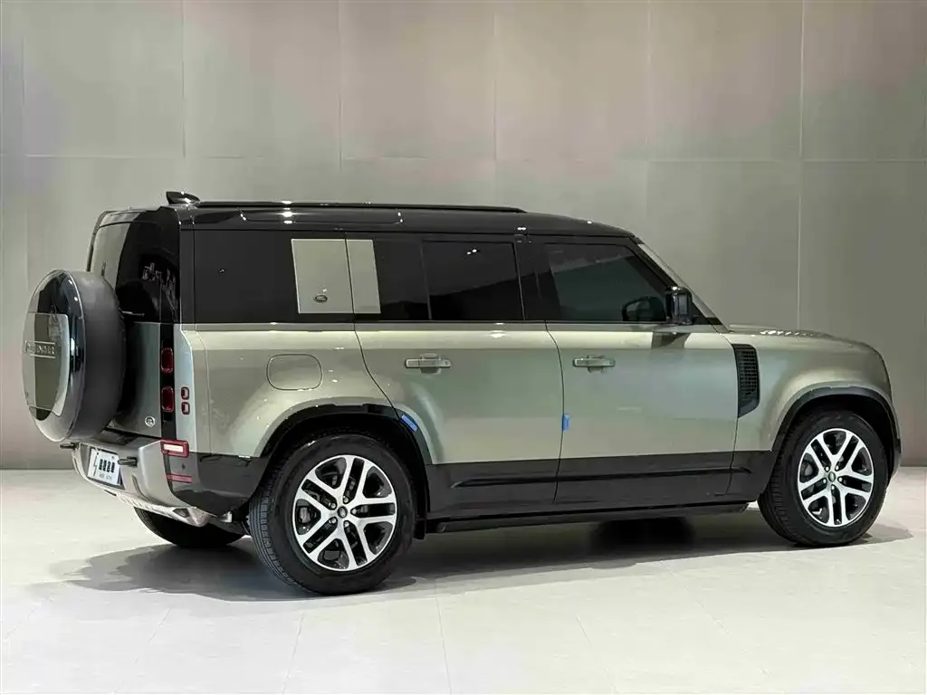 Land Rover Defender 2023 из CN, фото 9