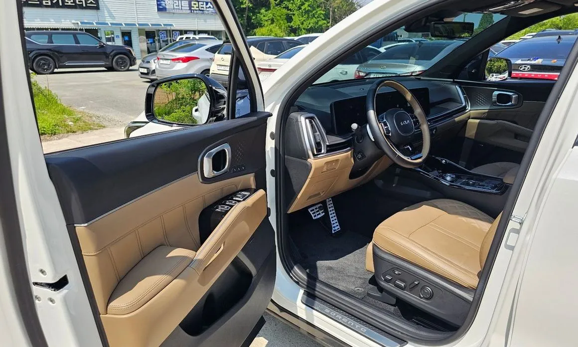 Kia Sorento — фото 6