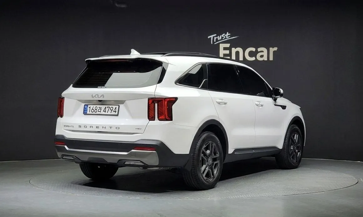 Kia Sorento — фото 5