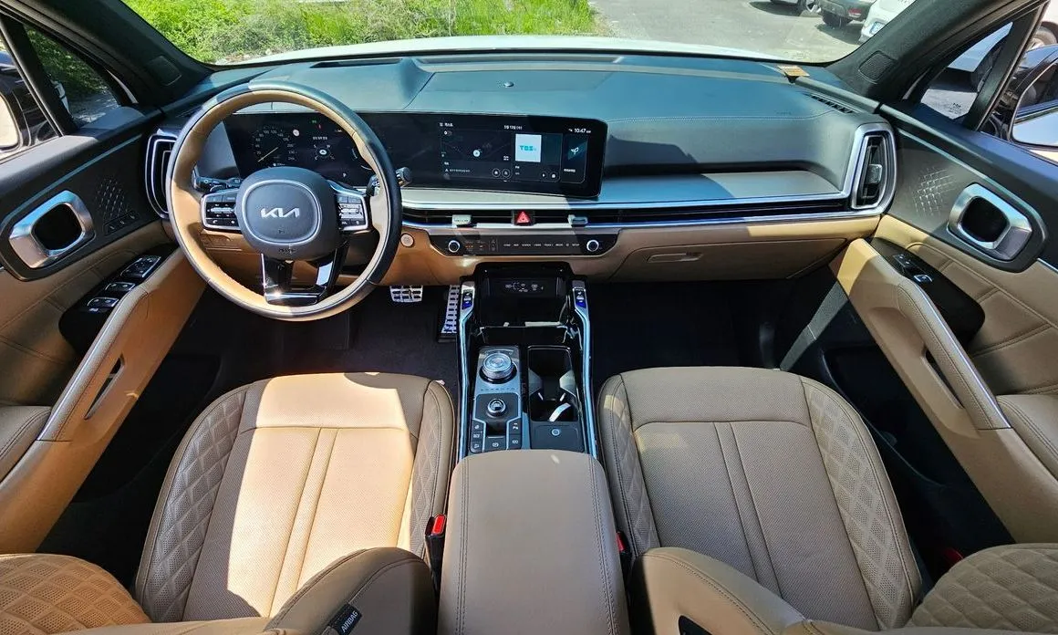 Kia Sorento — фото 10