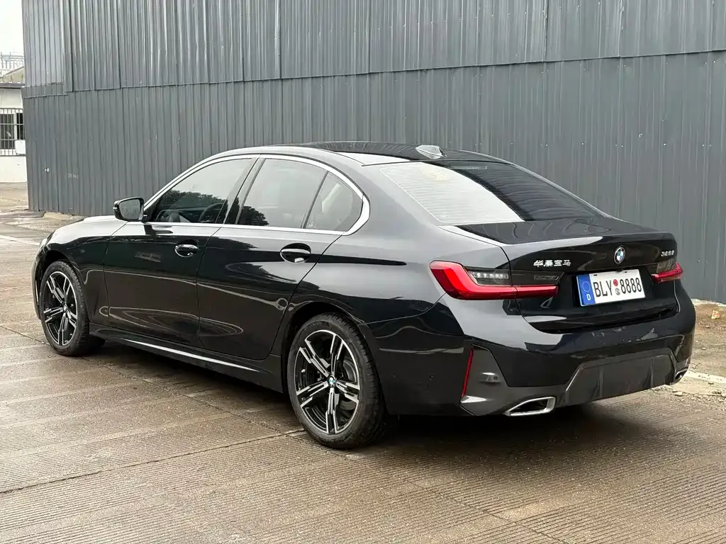 BMW 3 Series 2024 из CN, фото 3