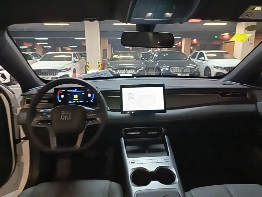 BYD Qin PLUS 2026 из CN, фото 9