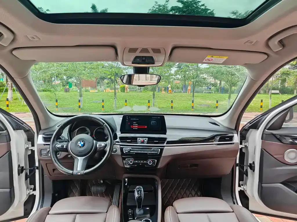BMW X1 2021 из CN, фото 8