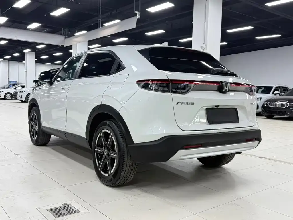 Honda Vezel 2023 из CN, фото 10