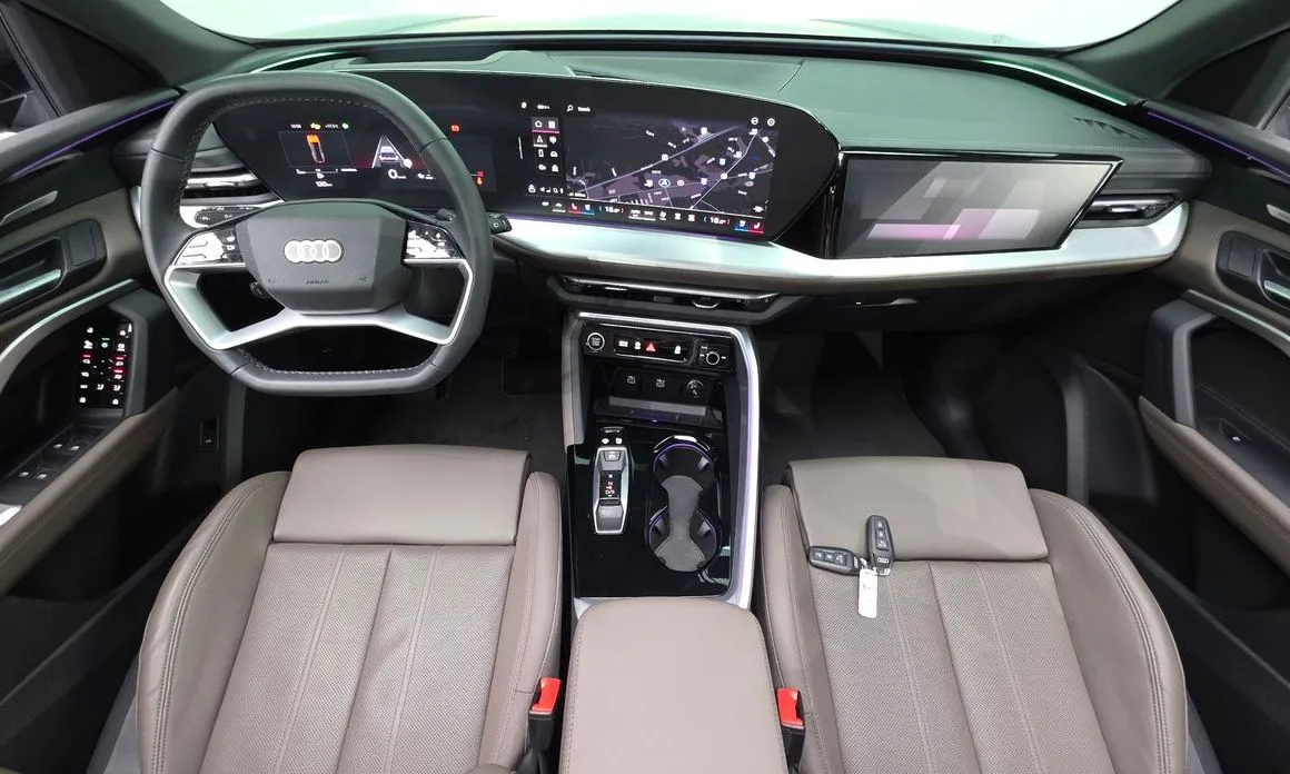 Audi Q5 2025 из KR, фото 10