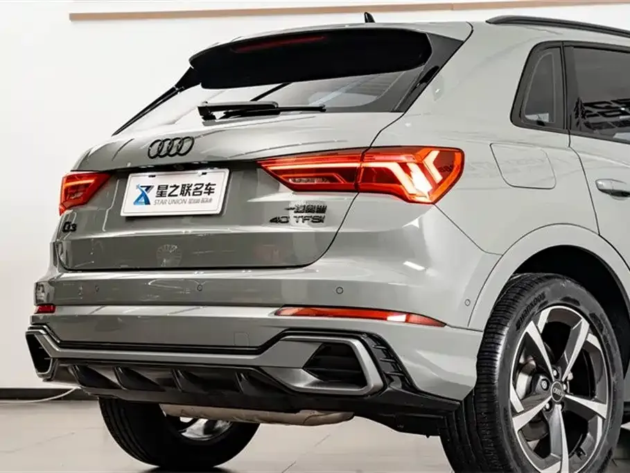 Audi Q3 — фото 10