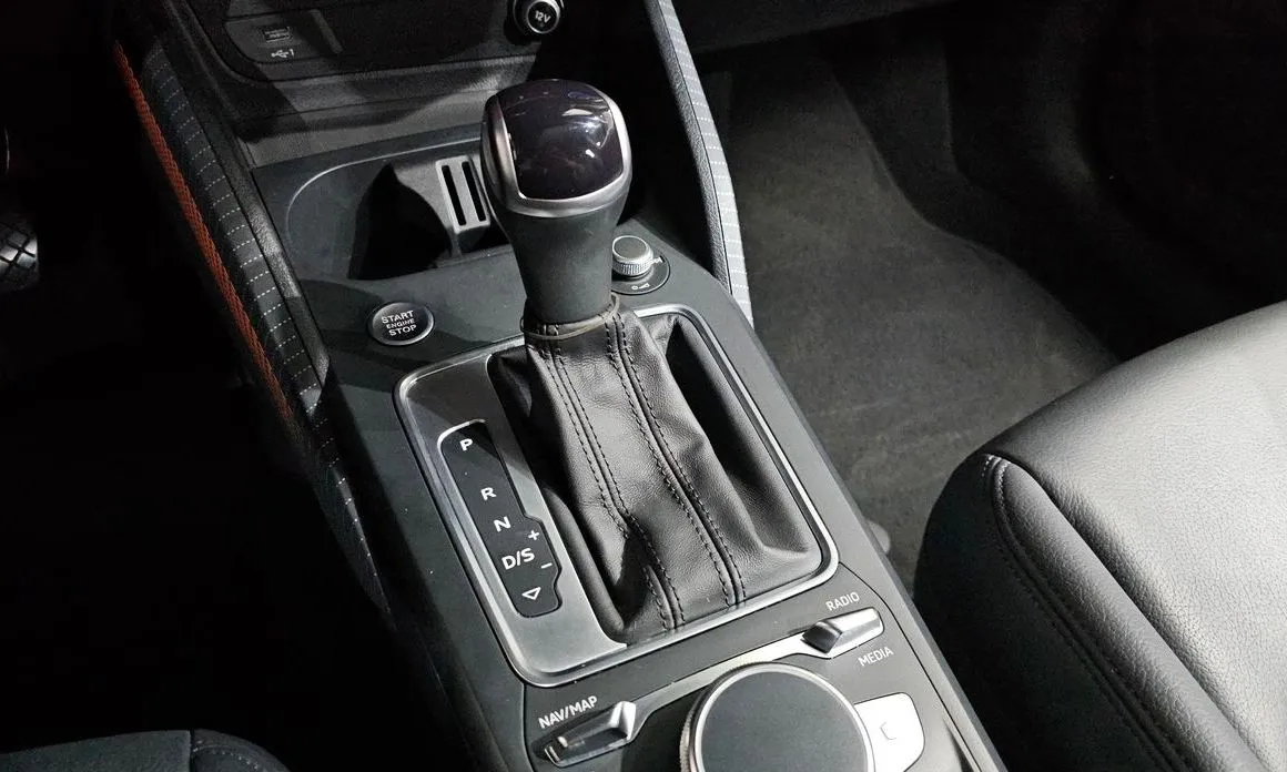 Audi Q2 2023 из KR, фото 2