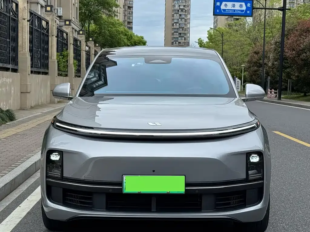 Li Auto L8 2024 из CN, фото 3
