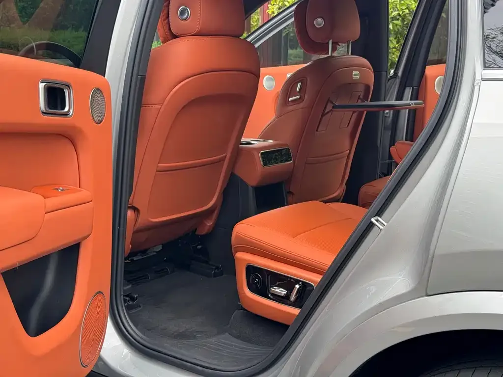 Li Auto L8 2024 из CN, фото 2
