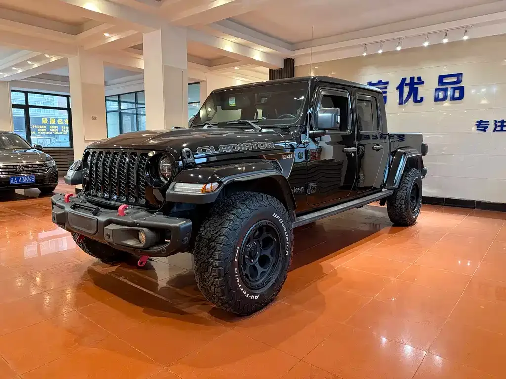 Jeep Gladiator — фото 1