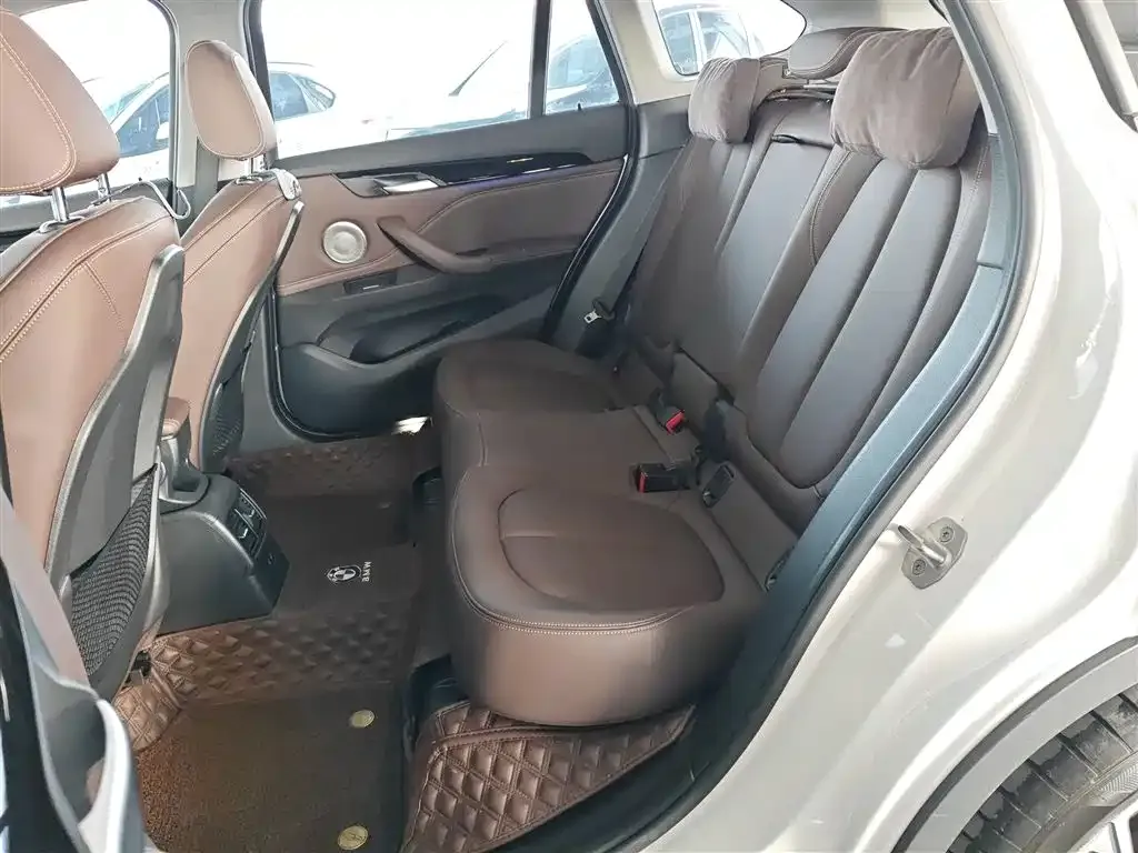 BMW X1 2023 из CN, фото 10