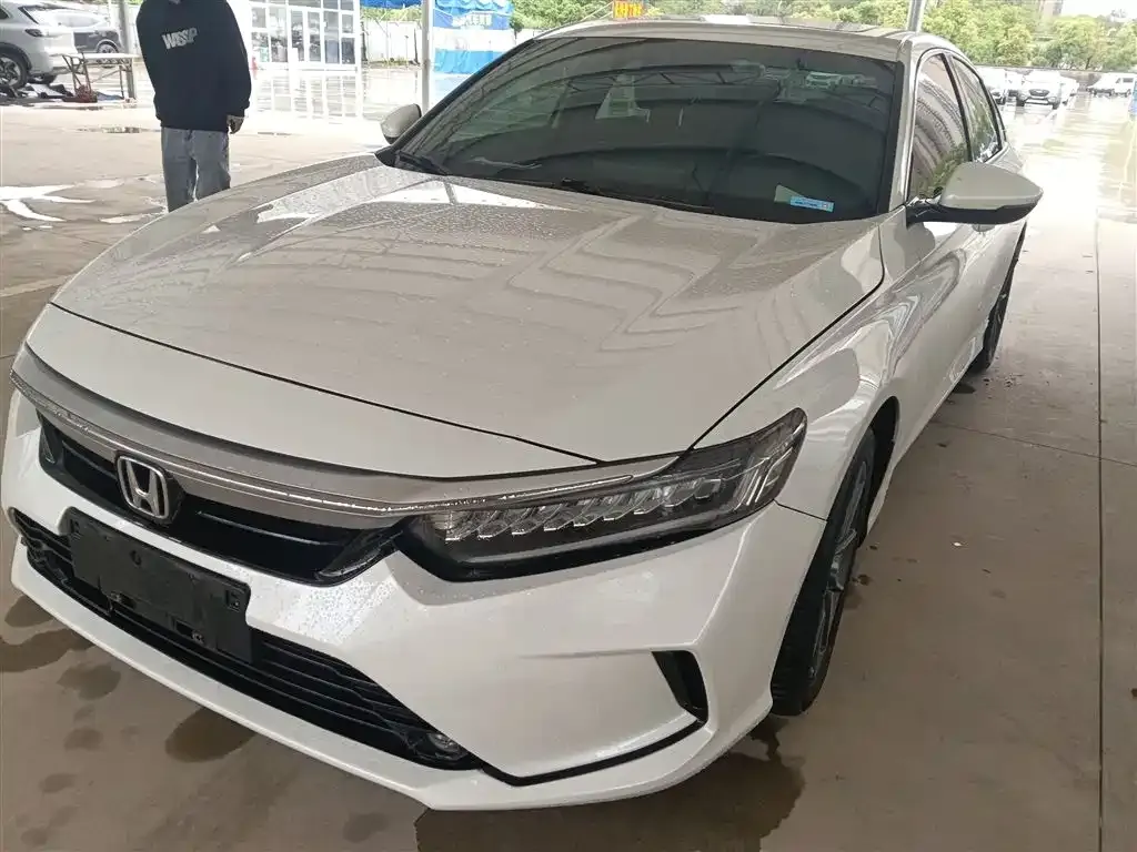 Honda Inspire — фото 1