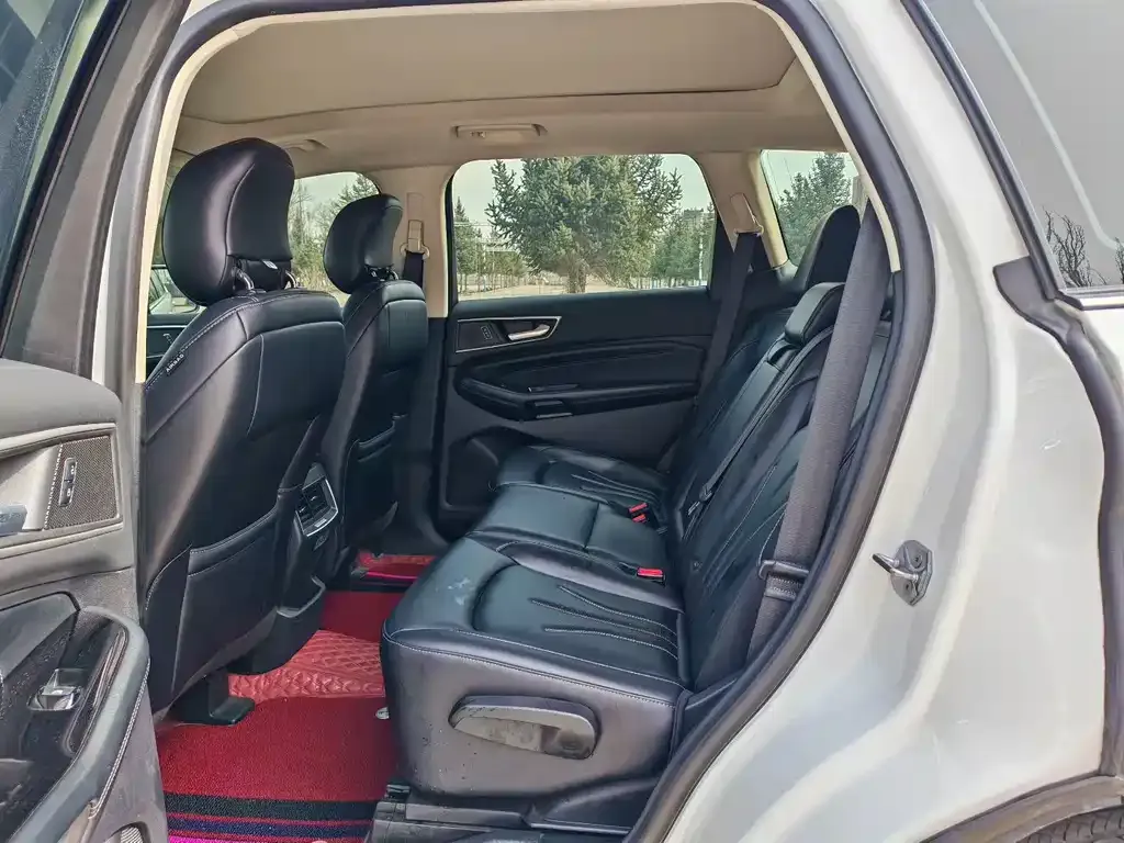 Ford Edge 2021 из CN, фото 3