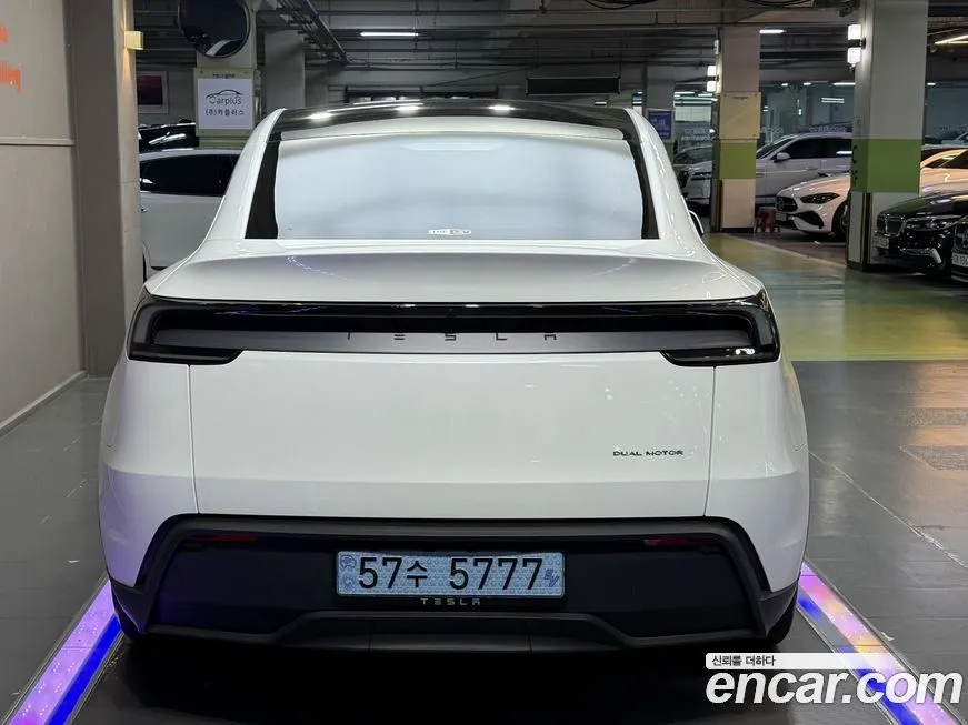 Tesla Model Y — фото 2