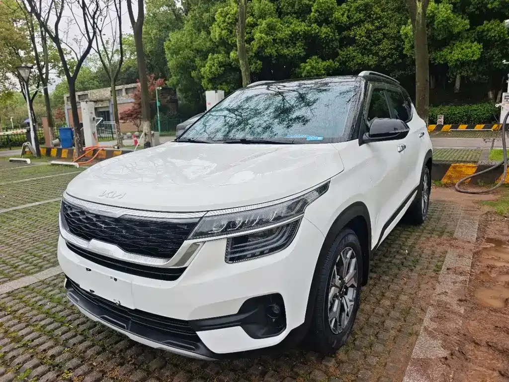 Kia KX3 2023 из CN, фото 1