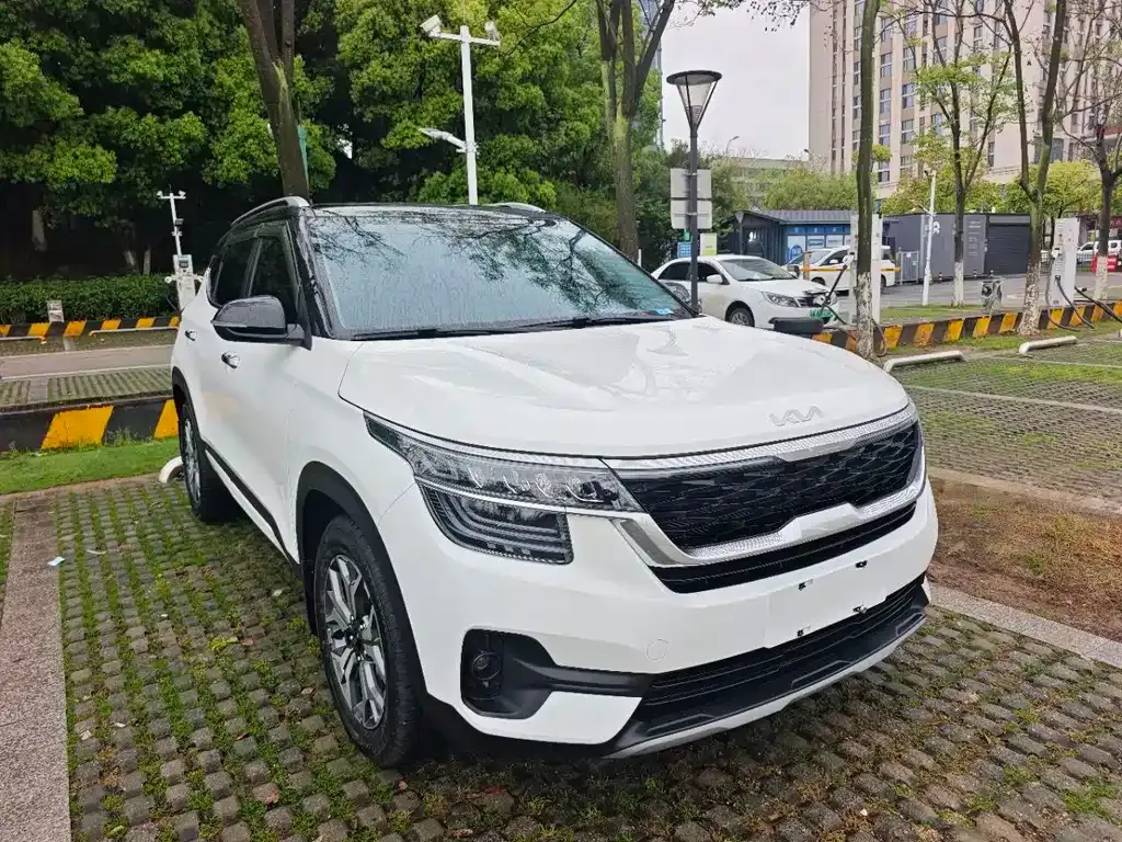 Kia KX3 2023 из CN, фото 6