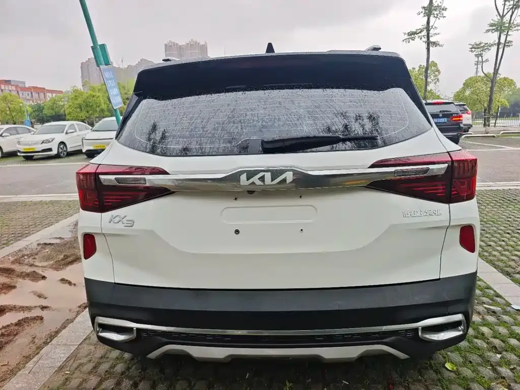 Kia KX3 2023 из CN, фото 5