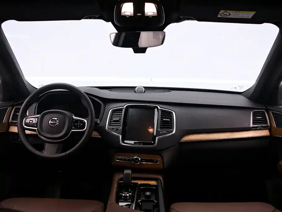 Volvo XC90 — фото 3