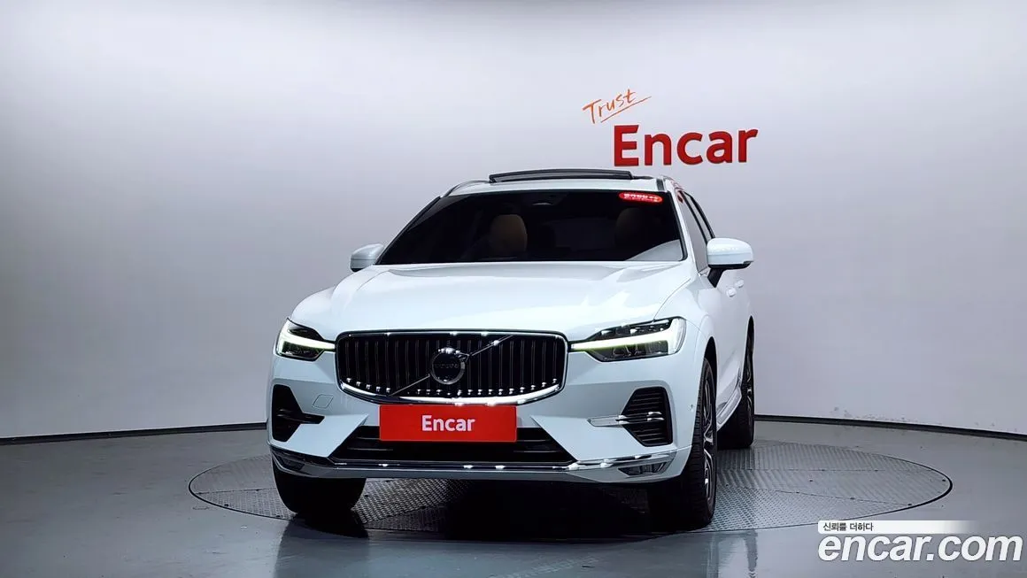 Volvo XC60 — фото 2
