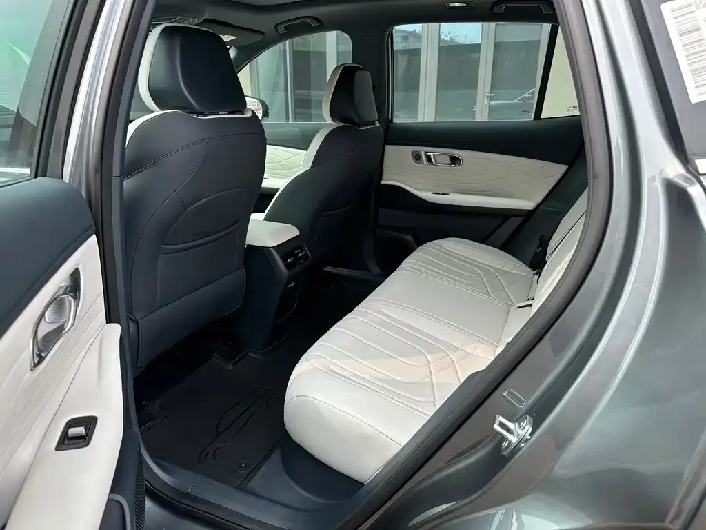 Geely Galaxy Xingjian 7 2025 из CN, фото 7