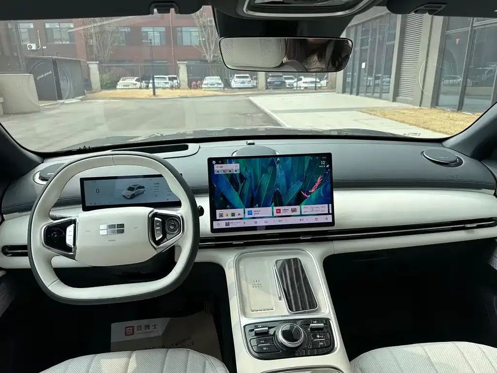 Geely Galaxy Xingjian 7 2025 из CN, фото 2