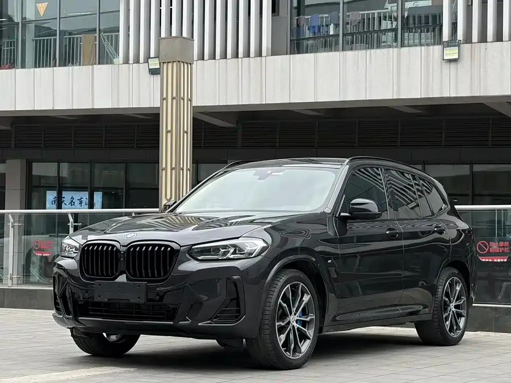 BMW X3 — фото 8
