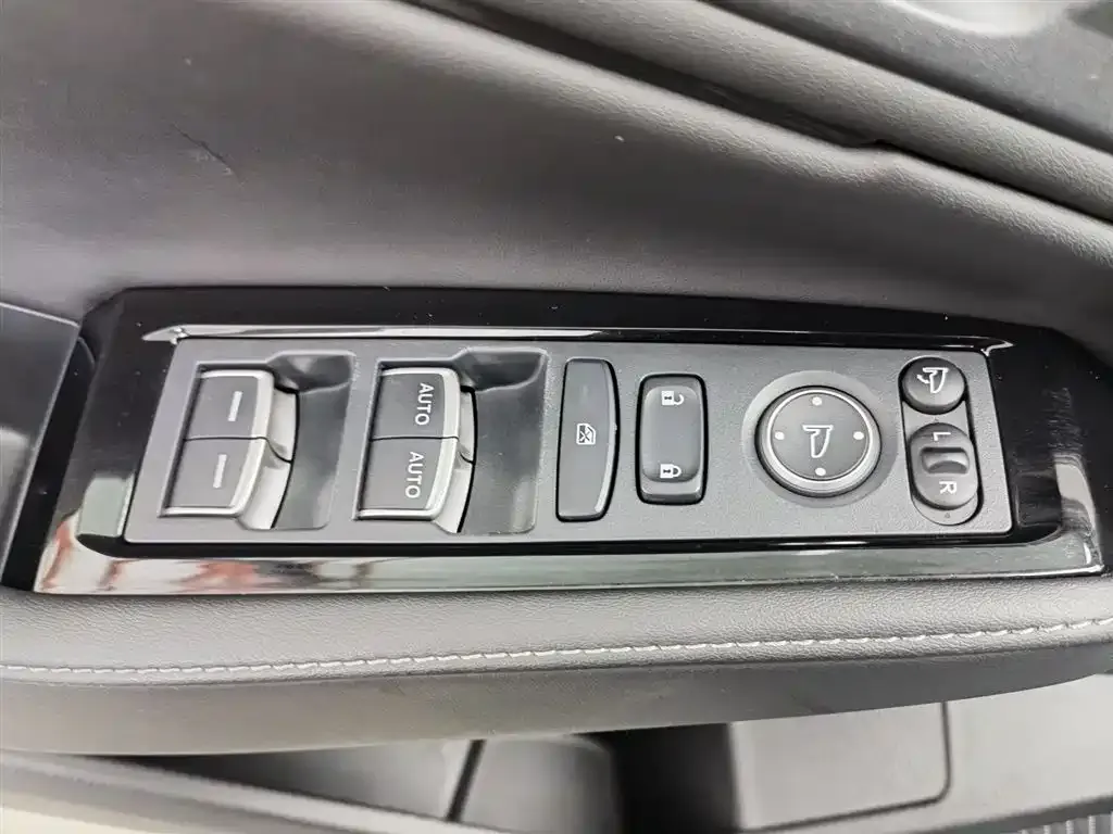 Honda Inspire — фото 5