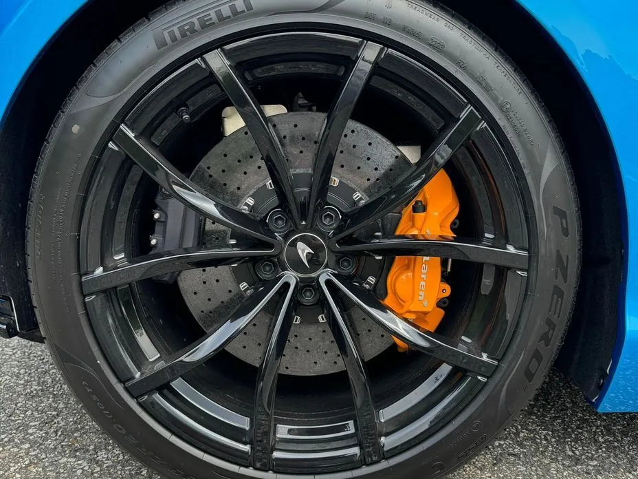 Mclaren Artura 2024 из KR, фото 5