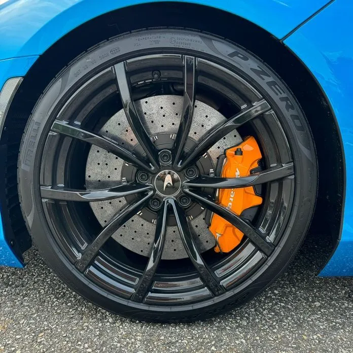 Mclaren Artura 2024 из KR, фото 8