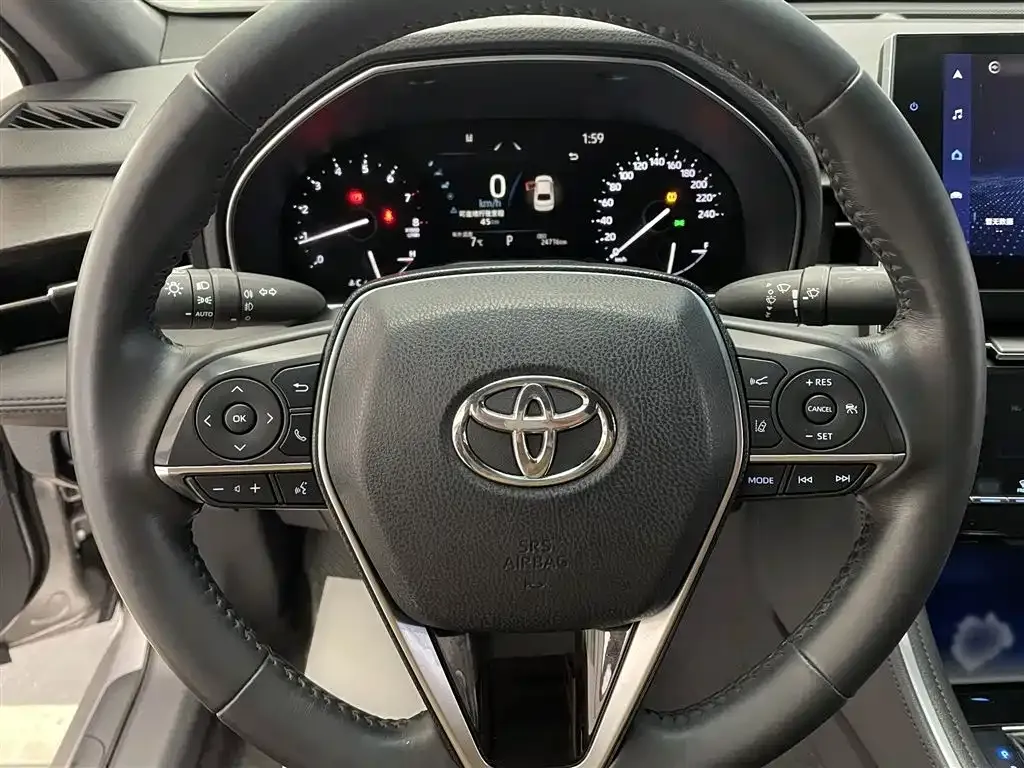 Toyota Avalon — фото 10