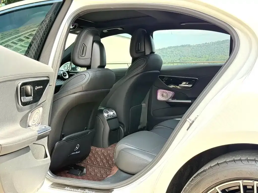 Mercedes-Benz C-Class 2024 из CN, фото 5