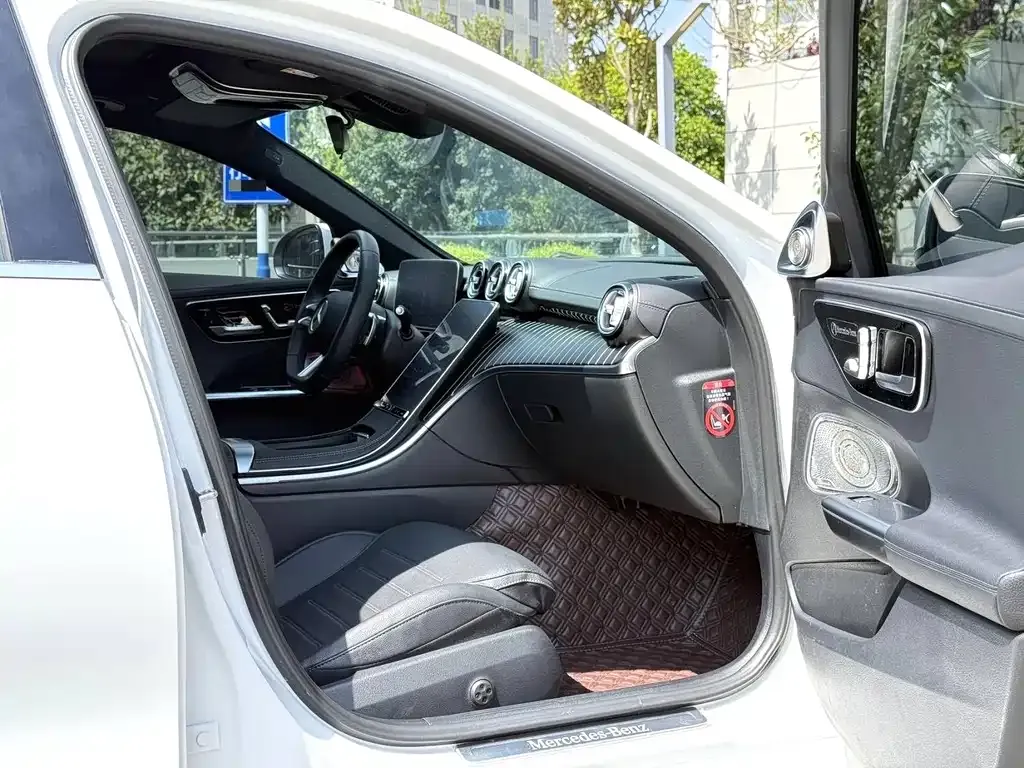 Mercedes-Benz C-Class 2024 из CN, фото 3